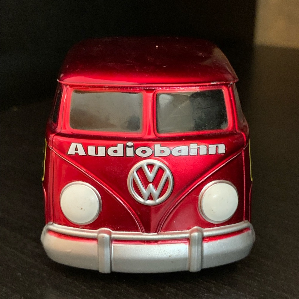 1963 Jada Chub City Volkswagen Pickup Pullback Motor Retro